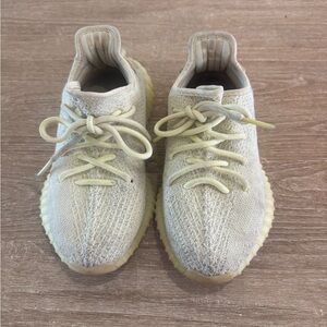 Yeezy Boost Butter Size 4